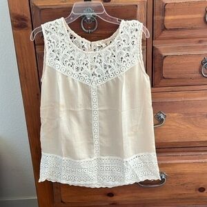 NWT Hem & Thread Women’s Cream Lace Blouse Size Small